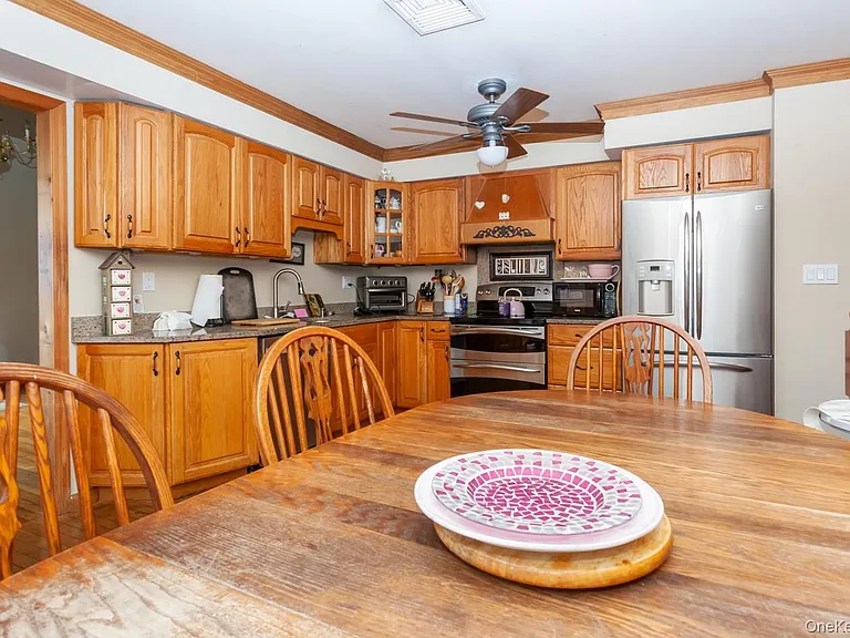 15 Cindy Ln — Photo 11