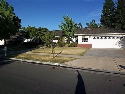 1st image of 7641 N Mansionette Dr