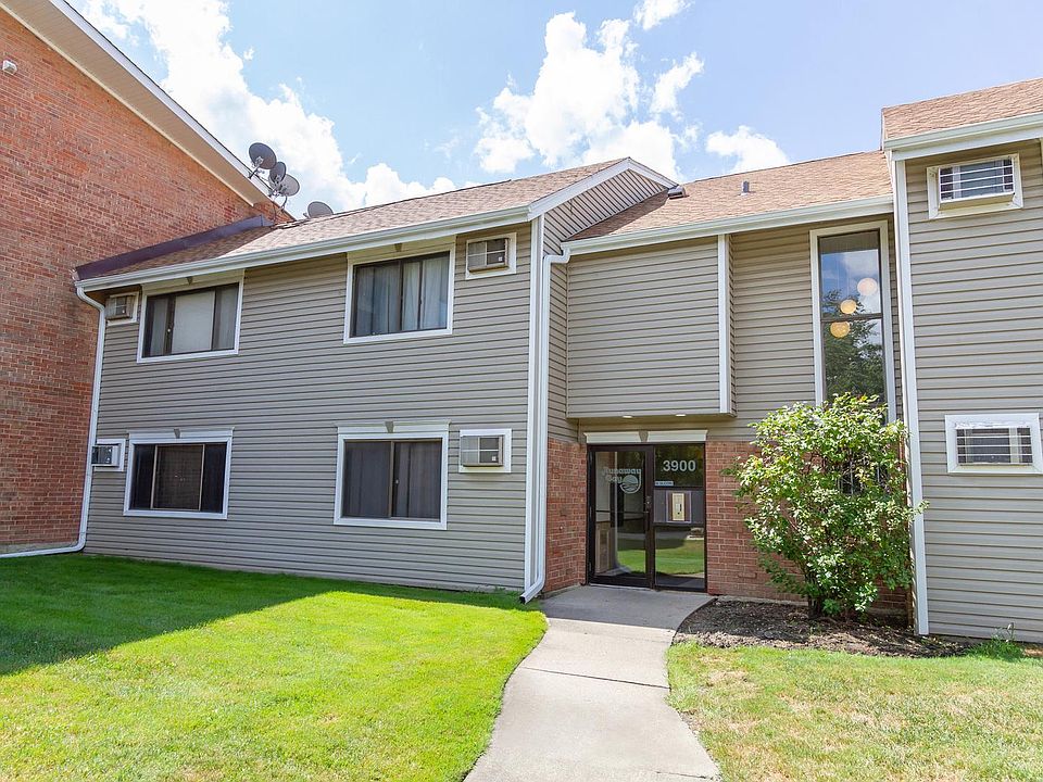 1st image of 3900 Bayside Dr Unit 2