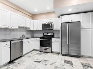 1859 Beacon St #G, Brookline, MA 02445