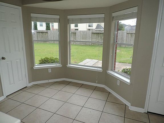 5th image of 17611 Belwood Park Ln