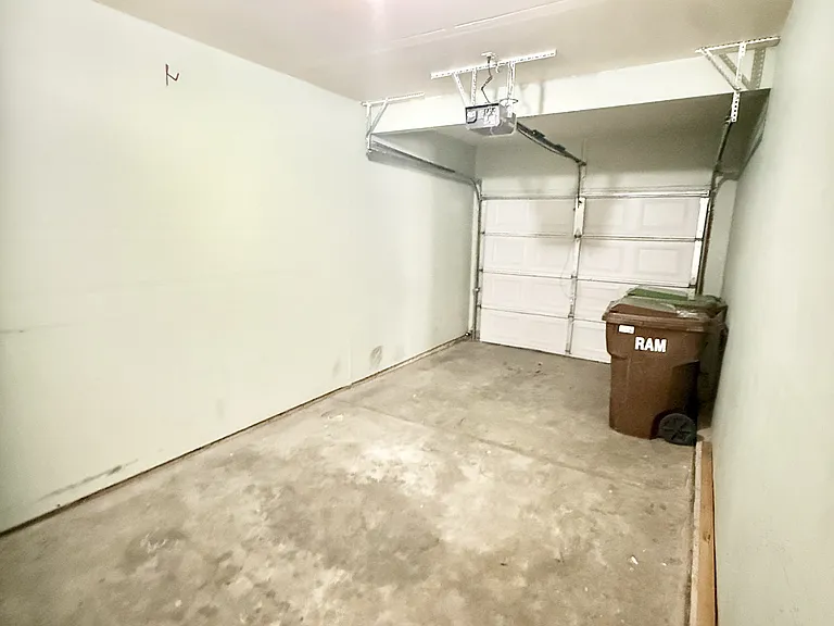 1637 Westbridge Dr #1 — Photo 14