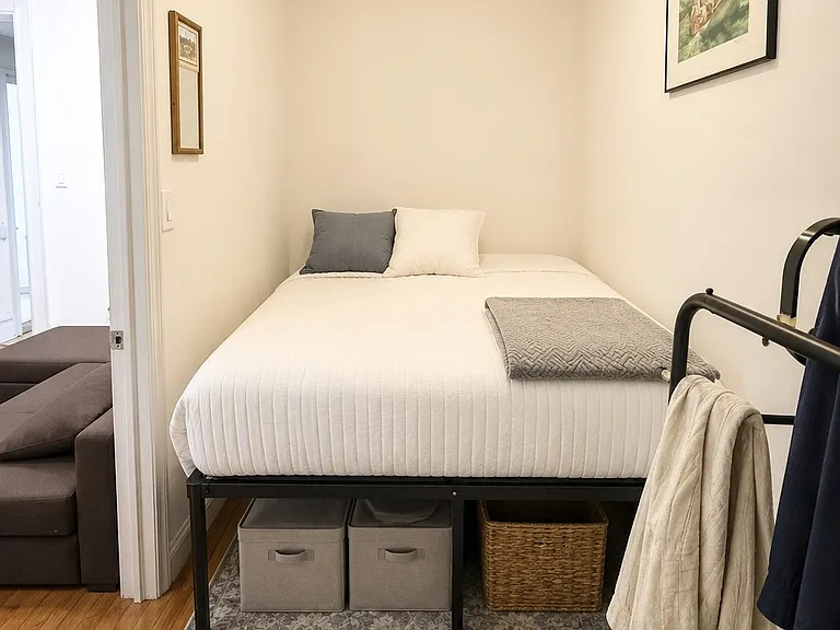 231 E 50th St #1D — Photo 5