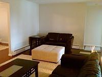 2nd image of 194 Longmeadow St