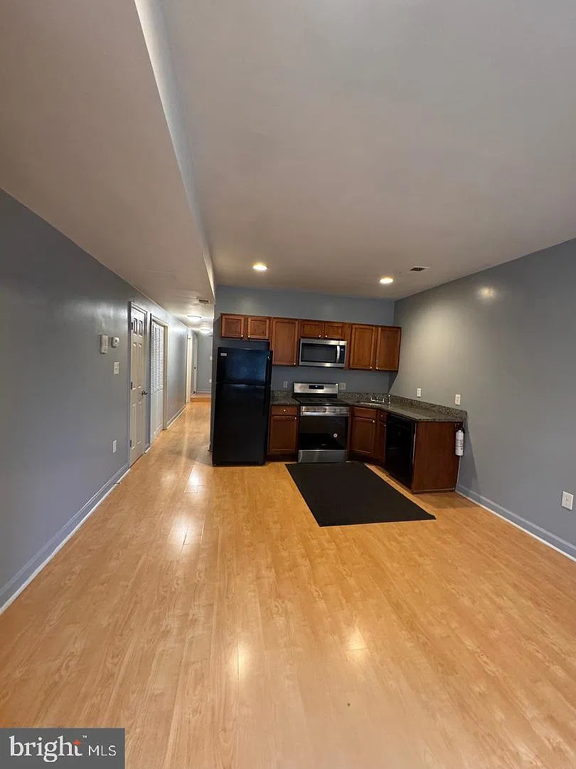 2 bed, 2.0 bath, 644 sqft, $2,000 — Photo 1