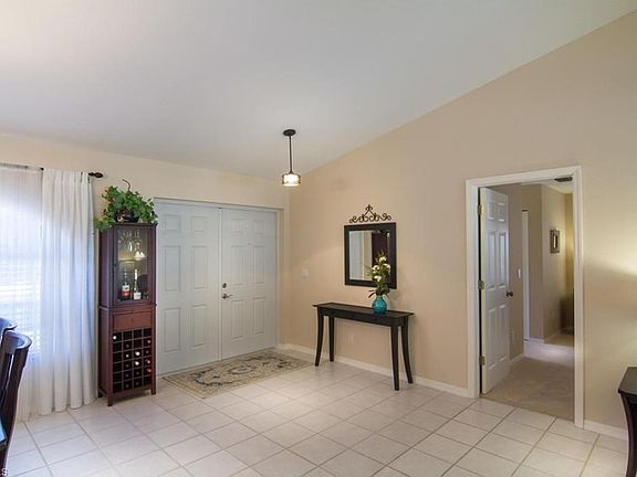 2nd image of 7678 Woodland Bend Cir