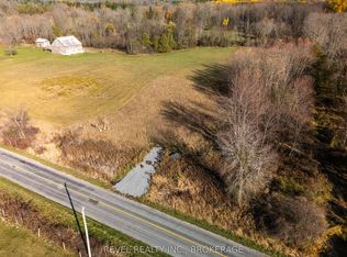 3522 Holleford Rd, South Frontenac, ON K0H1W0