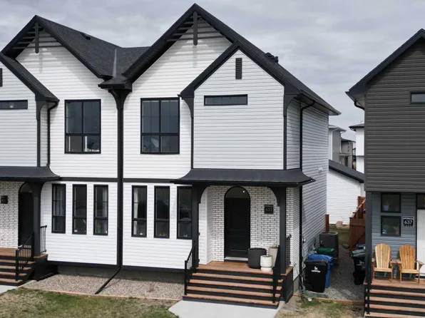 633 Blackwolf Blvd N, Lethbridge, AB T1H 7J5