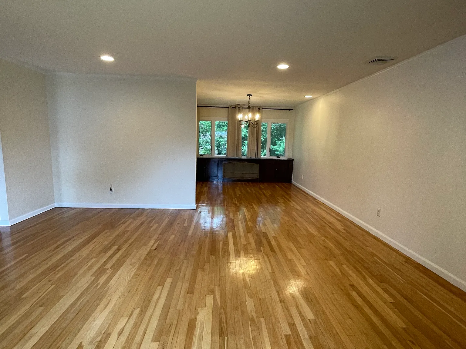 14 Berkley Ln — Photo 3
