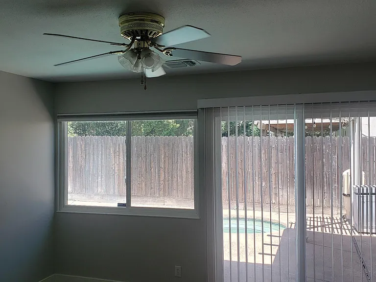 2728 Tiber Dr — Photo 18