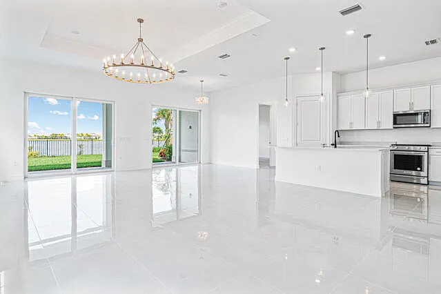 10444 Northbrook Circle Palm — Photo 3