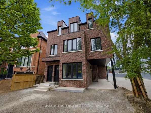 56 Camberwell Rd, Toronto, ON