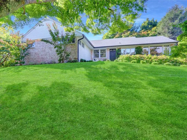 9 Griffith Lane, Huntington, NY 11743