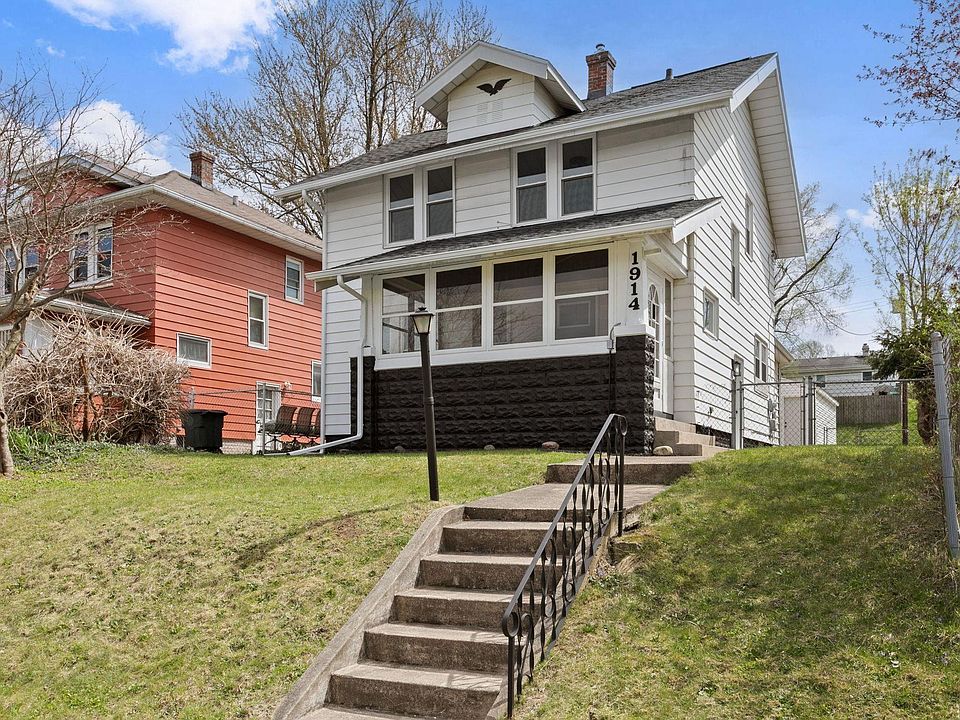 1st image of 1914 E Ewing Ave