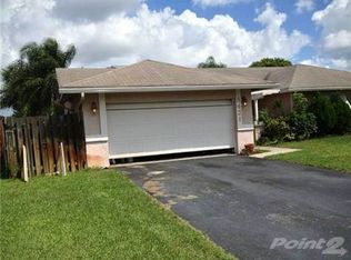 8421 SW 27th Pl, Davie, FL 33328