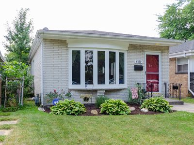 4339 Church St, Skokie, IL, 60076