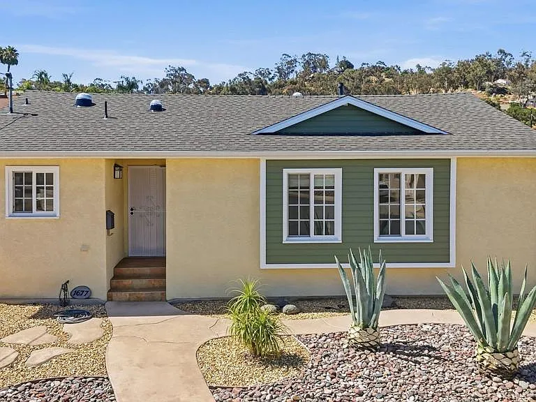 1677 Sandos St — Photo 37