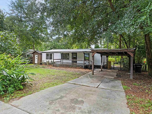 2nd image of 3297 Connie Dr