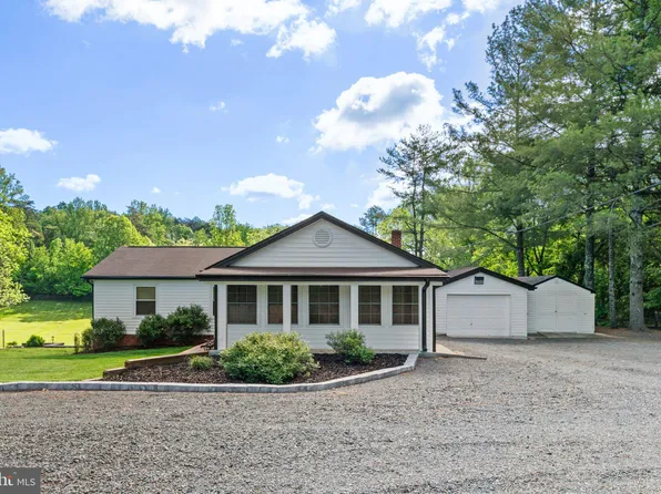 6613 Blackwell Rd, Warrenton, VA 20187