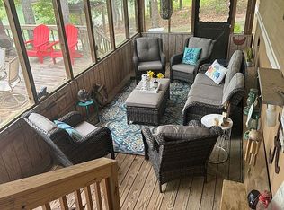 250 Holley Cir, Eclectic, AL 36024