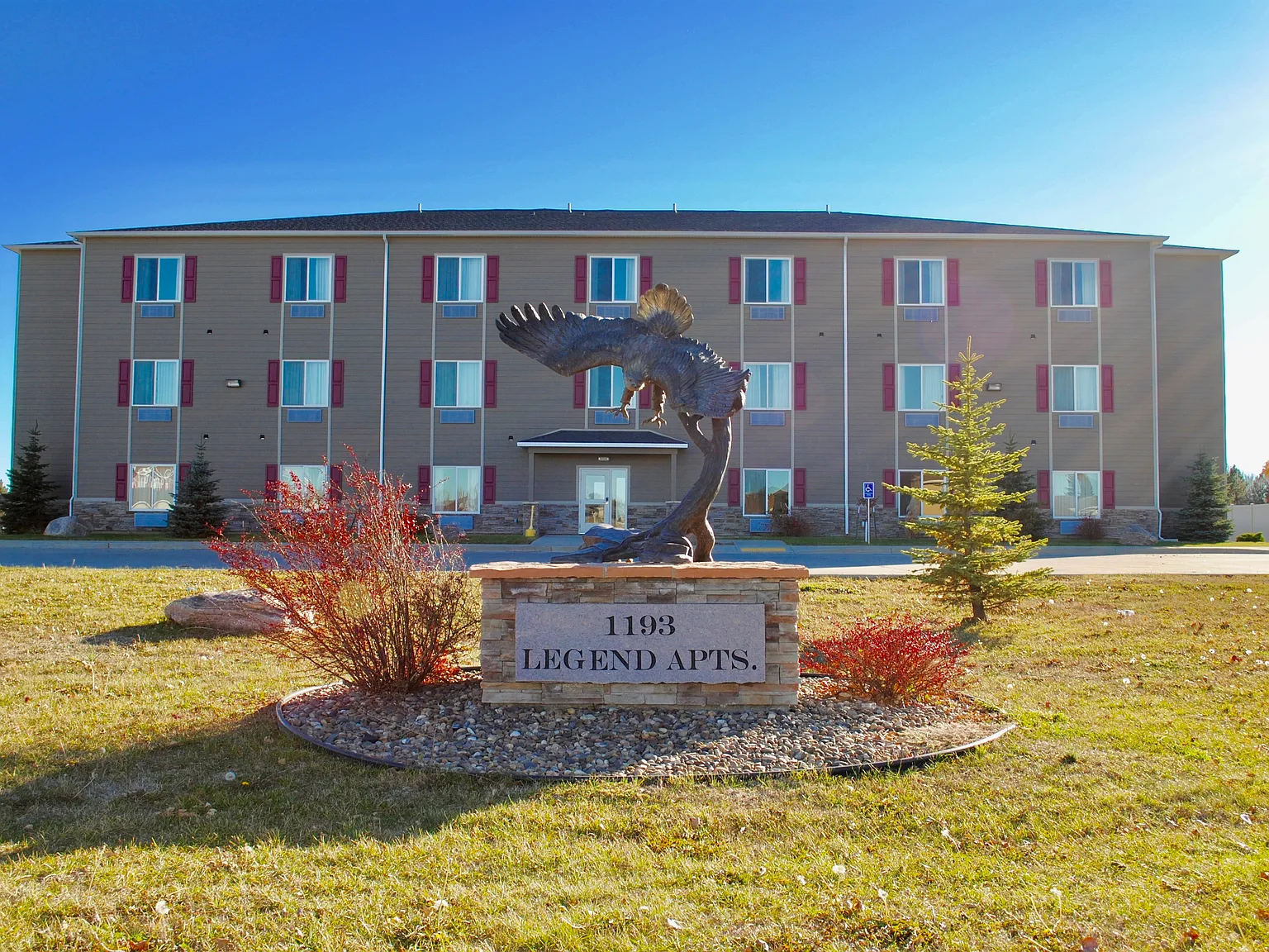 Legend Apartments — Photo 1