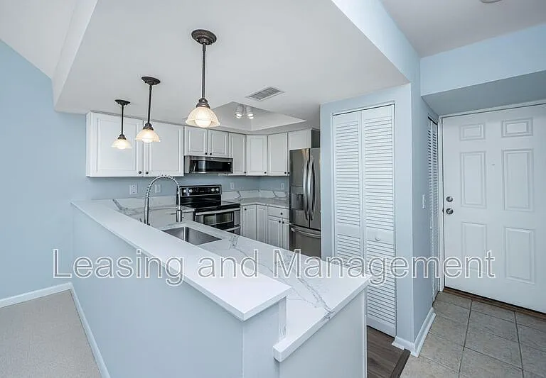 242 Little Oak Island Dr — Photo 8