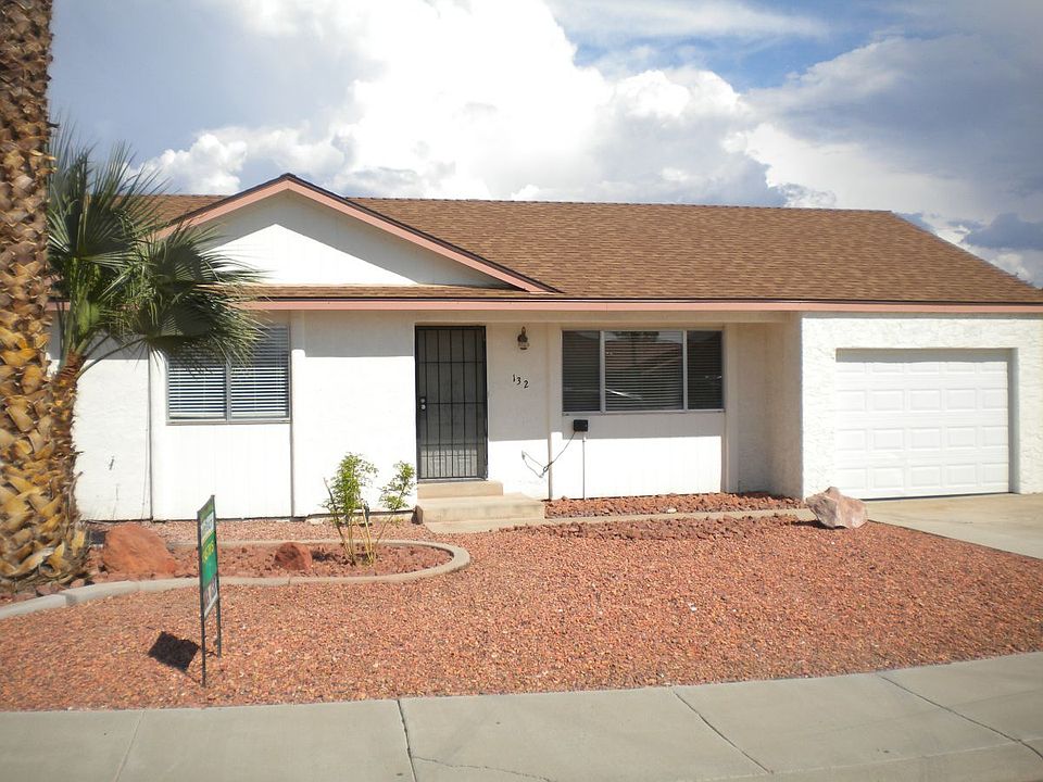 2nd image of 132 S Arrowhead Ln
