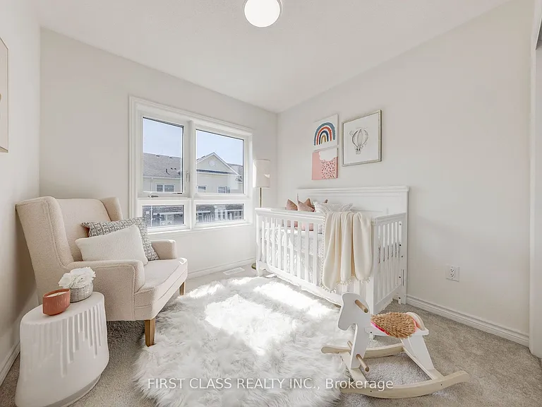 22 Massachusetts Ln — Photo 14