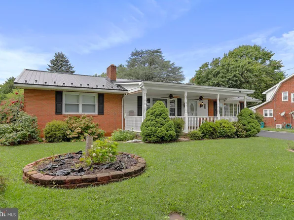 13506 Spriggs Rd, Hagerstown, MD 21742