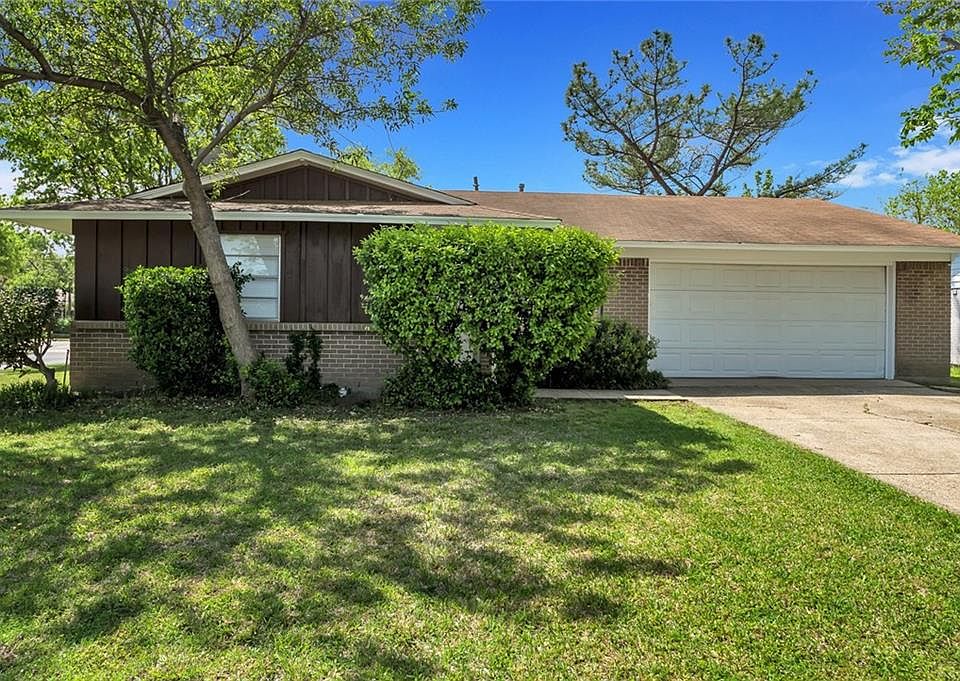 1st image of 1918 Lawndale Dr