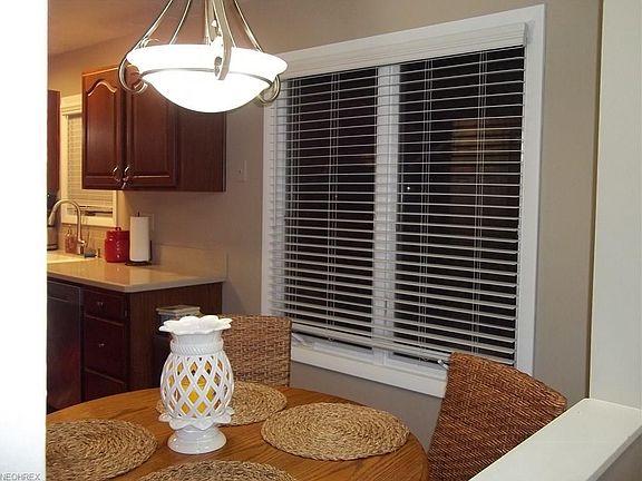 4th image of 15288 Forest Park Dr
