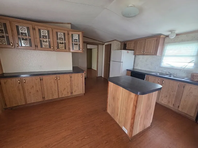 Oak Creek Estates MHC — Photo 27