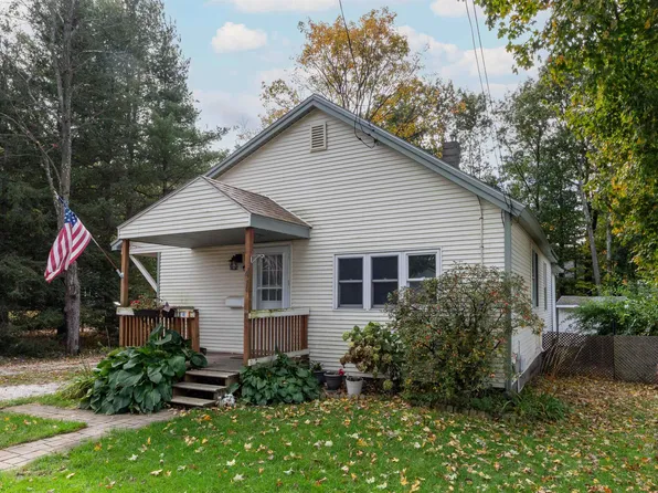 41 Jackson Street, Essex, VT 05452