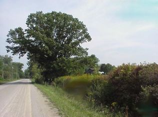 7690 Lambs Rd, Wales, MI 48027