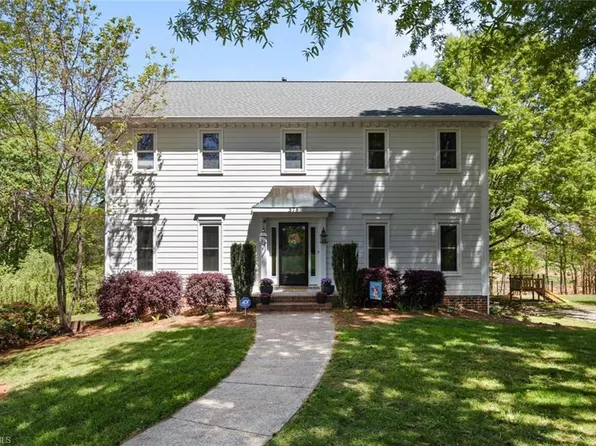 578 Browning Pl, Winston Salem, NC 27103