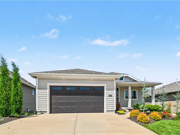 4002 W 158th Ter, Overland Park, KS 66224