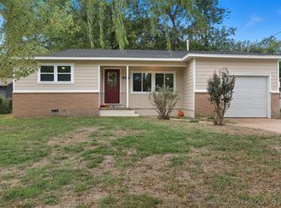 908 S Powell Ave, Wagoner, OK 74467