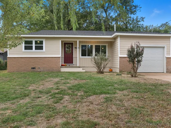 908 S Powell Ave, Wagoner, OK 74467