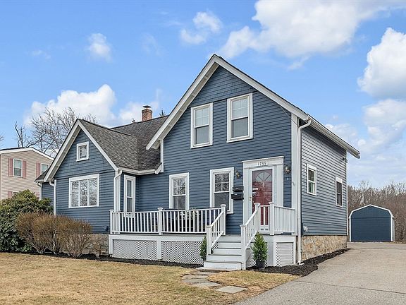 2nd image of 1799 Commercial St