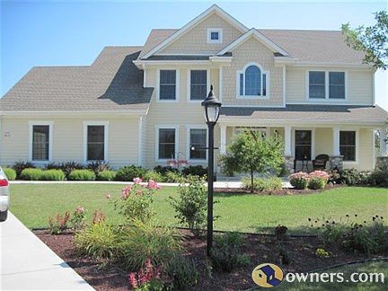 W130S8510 Eagles Way, Muskego, WI