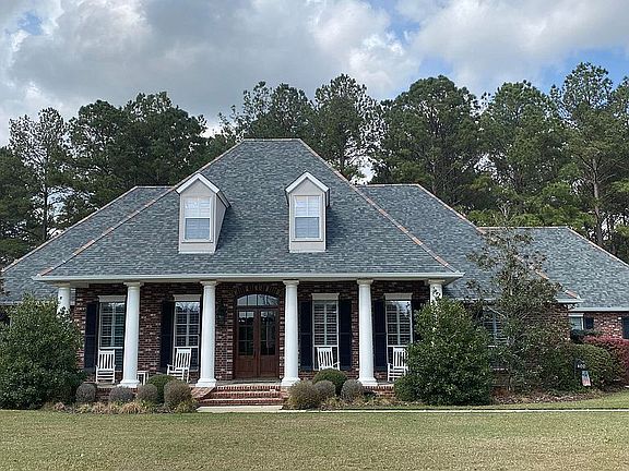 3rd image of 400 Camden Park Dr