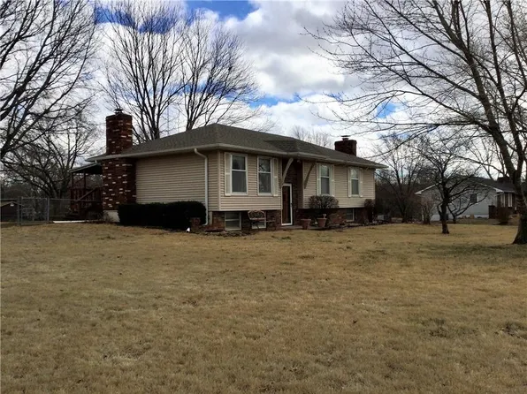 16273 S 1354th Pass, Nevada, MO 64772
