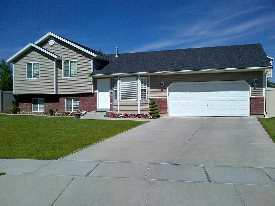 Front of home faces west