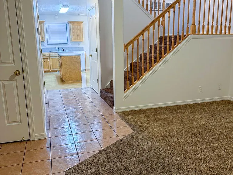2105 Alan St #1 — Photo 3