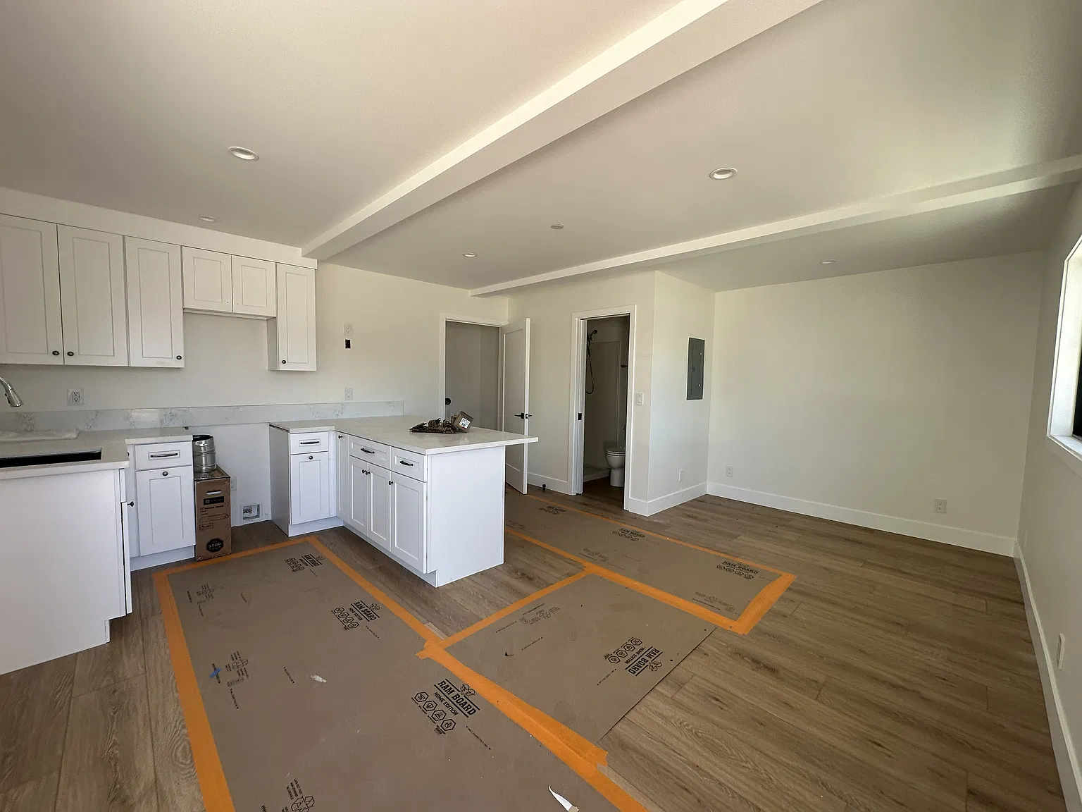Studio, 377 sqft, $2,250 — Photo 2