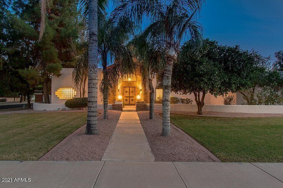WELCOME HOME !
