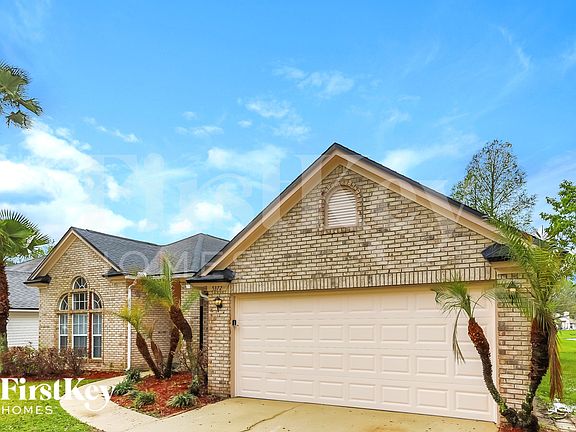 3rd image of 5372 Chestnut Lake Dr