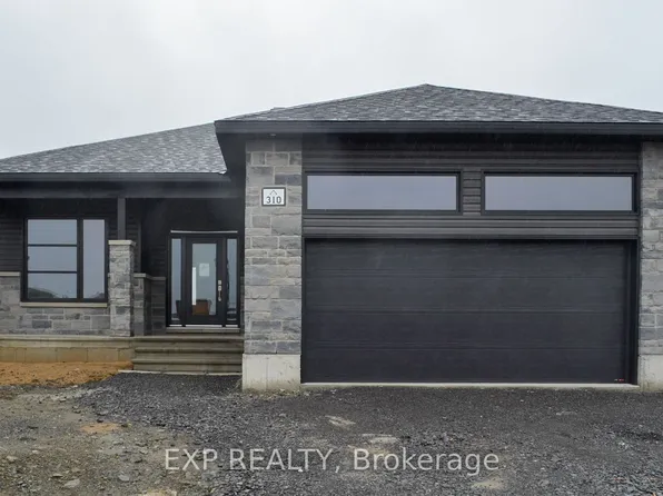 310 Turquoise St, Clarence Rockland, ON K4K 0L6