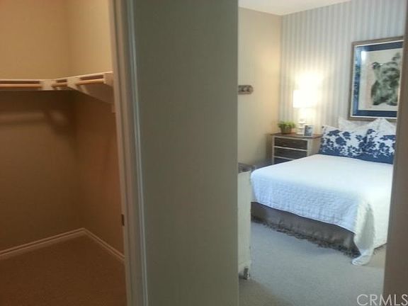 4th image of 15819 Clementine Ln