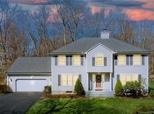 126 Beckwith Hill Dr, Salem, CT 06420